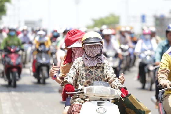 Cả nước vào đợt nắng nóng, nhiệt độ có thể lên tới 38°C-39°C ảnh 1