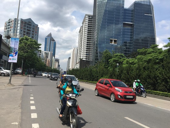 Vừa dứt mưa gió lại lo nắng nóng ảnh 1