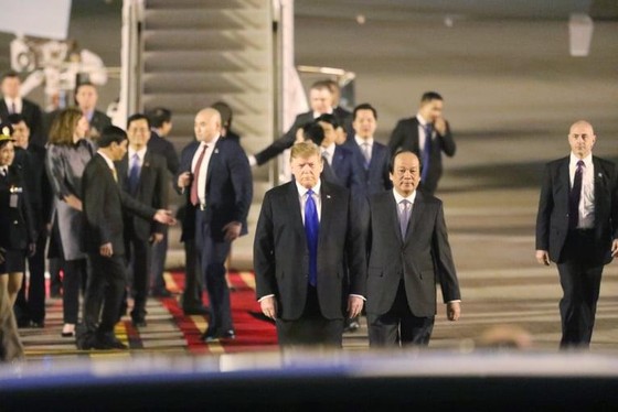 Tổng thống Mỹ Donald Trump đã đến Hà Nội ảnh 11