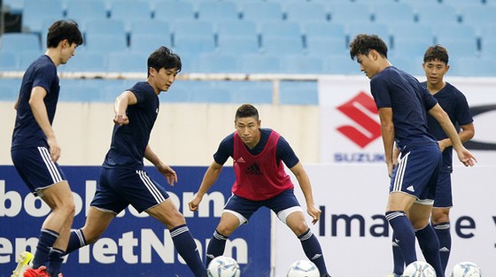 Thi đấu giao hữu: U22 Việt Nam – các Ngôi sao K-League: Thoải mái cống hiến ảnh 1
