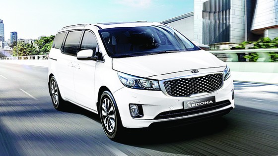 Kia Rondo, Sorento và Sedona: Xe 7 chỗ, giá chỉ từ 609 triệu đồng ảnh 1