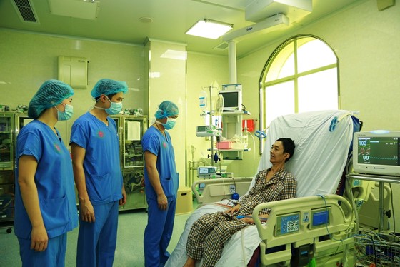 Lần đầu tiên Việt Nam ghép phổi thành công từ người cho chết não ảnh 7
