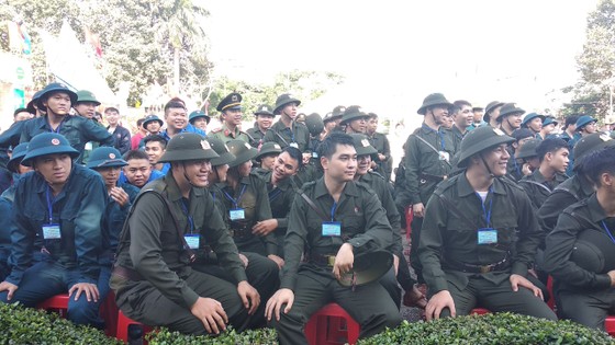 Gần 4.500 thanh niên TPHCM lên đường nhập ngũ ảnh 1