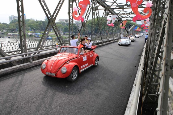 Xe cổ cả nước hội tụ ở Huế ảnh 2