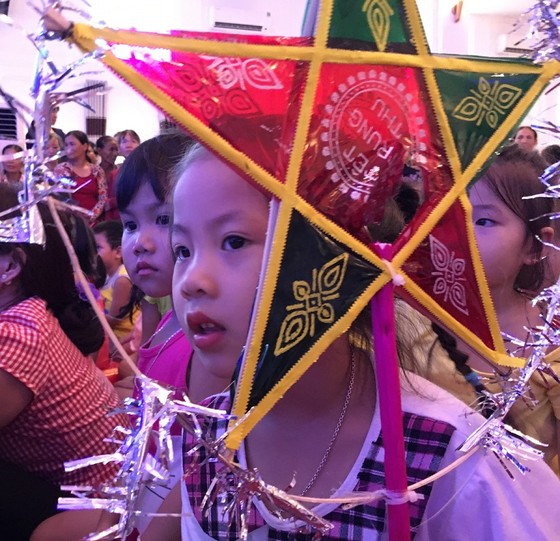 Hơn 500 trẻ tại Thừa Thiên – Huế rộn ràng vui Tết Trung thu ảnh 1