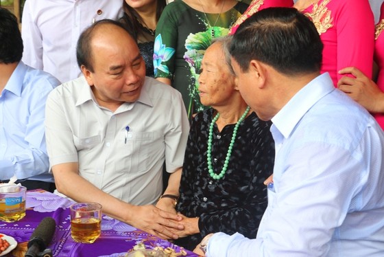 Thủ tướng Chính phủ kiểm tra mô hình nông thôn mới ở Hà Tĩnh ảnh 1