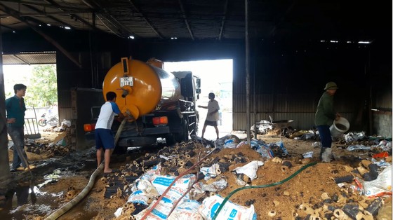 Cháy tại nhà xưởng sản xuất ép vỏ trấu nhiên liệu gây thiệt hại gần 1 tỷ đồng ảnh 4