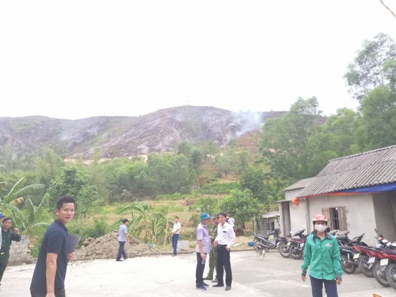 Phó Thủ tướng Vương Đình Huệ thị sát, kiểm tra tình hình chữa cháy rừng ở Hà Tĩnh ảnh 1