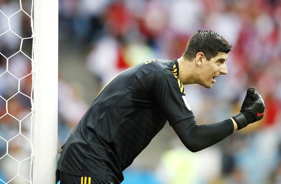 Gia nhập Real, Courtois thành thách thức lớn của Navas ảnh 1