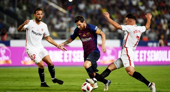 Messi - Suarez và bài toàn hàng công của Barca ảnh 1