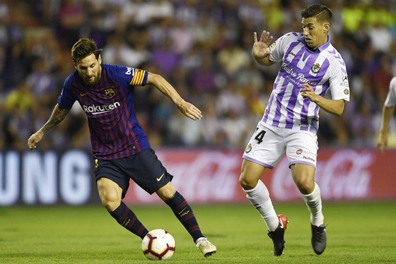 Messi lu mờ, còn đó “bom tấn” cứu Barca ảnh 1