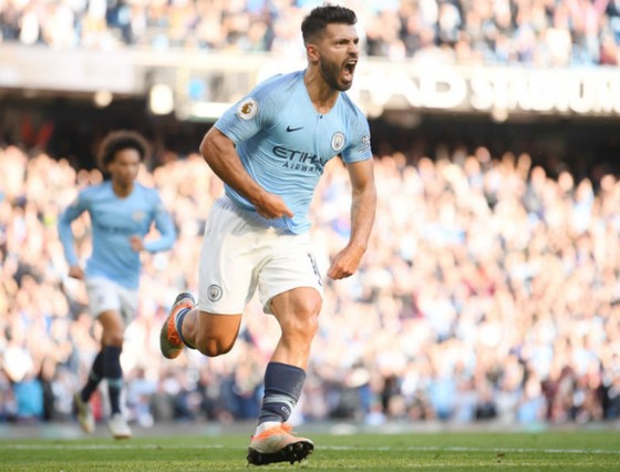 Aguero phải nén đau cày ải ảnh 1