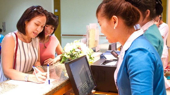 Viện phí “nhảy múa” theo lương ảnh 1