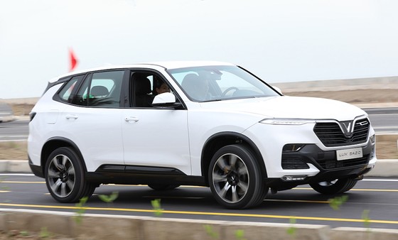 VinFast hoàn thành sản xuất thử nghiệm chiếc LUX SUV đầu tiên ảnh 3