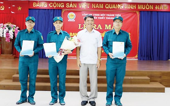 Lễ ra mắt Ban chỉ huy quân sự và tiểu đội tự vệ Công ty TNHH Một thành viên Xổ số kiến thiết TPHCM ảnh 1