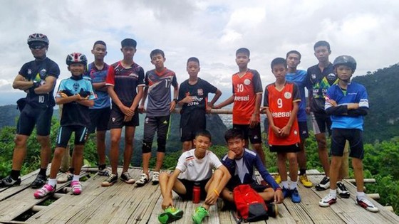 Thái Lan: Cần thêm thời gian để đưa đội bóng bị kẹt ra khỏi hang ảnh 6