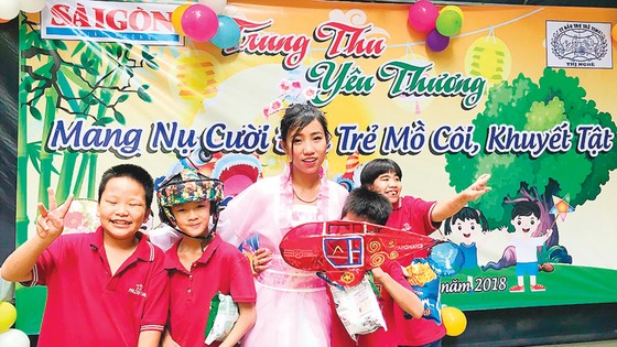 Trung thu ấm áp ảnh 2