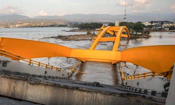 Số người thiệt mạng trong thảm họa kép tại Indonesia đã lên đến 1.944 người ảnh 17