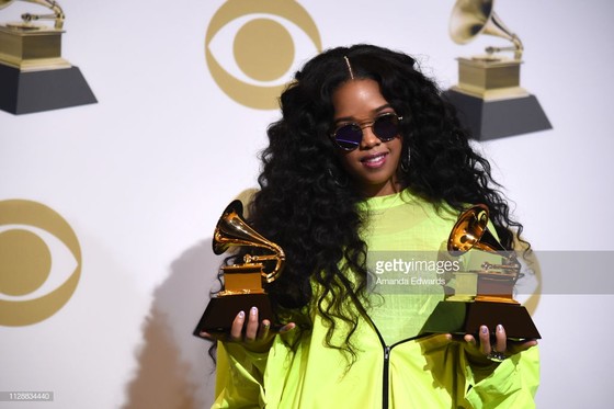 "Golden Hour" của Kacey Musgraves thắng giải Album nhạc đồng quê và Album của năm tại Grammy 2019 ảnh 8