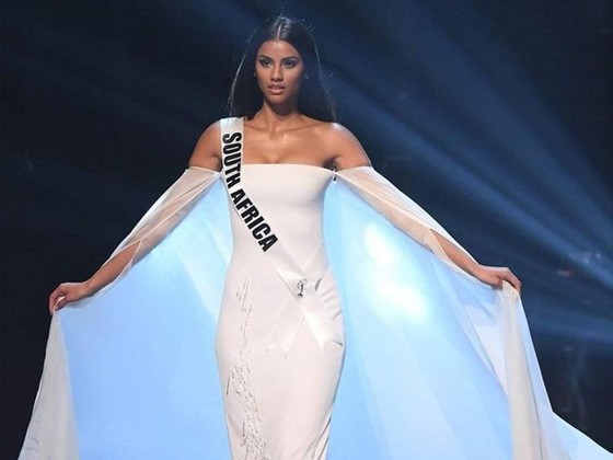 Mỹ nhân Ấn Độ - Meenakshi Chaudhary là Hoa hậu của các hoa hậu ảnh 4