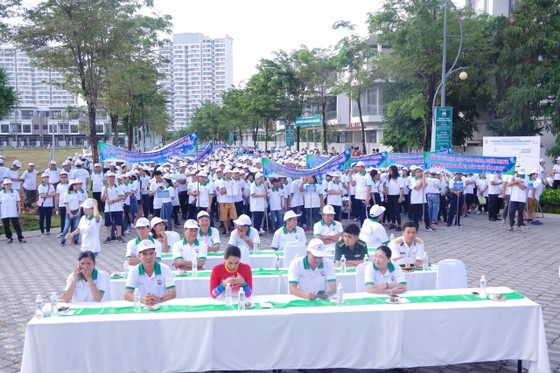 Trường Cao Đẳng Kỹ thuật Hải quân: Đóng góp 50 triệu đồng cho Quỹ vì người nghèo ảnh 2