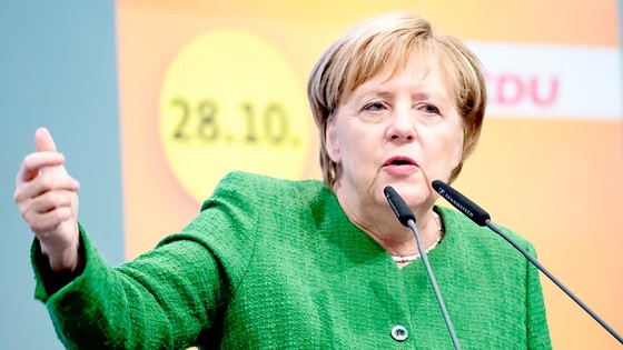 Khoảng trống sau bà Merkel ảnh 1