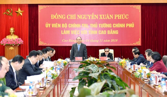 Thủ tướng Nguyễn Xuân Phúc thăm và làm việc tại Cao Bằng ảnh 1