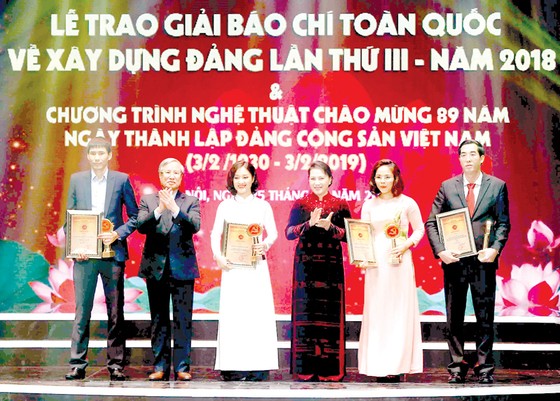 56 tác phẩm báo chí đoạt giải Búa liềm vàng lần thứ 3 ảnh 1