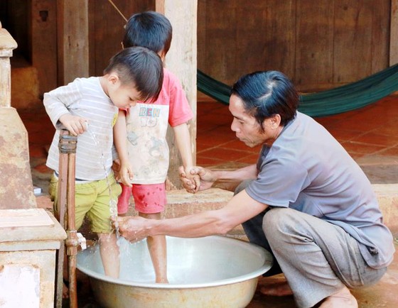 Đông Nam bộ nhiều nơi vẫn thiếu nước ảnh 1