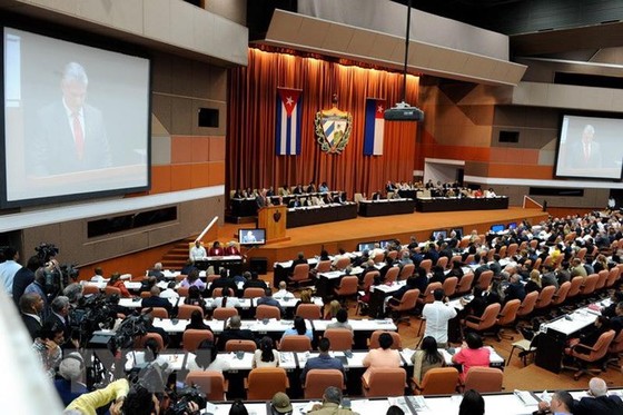 Quốc hội Cuba thông qua Hiến pháp mới ảnh 1