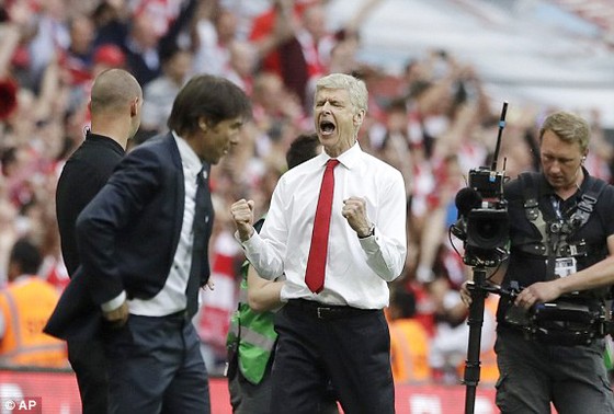 Arsenal đăng quang ngôi vô địch FA Cúp 2017 ảnh 1