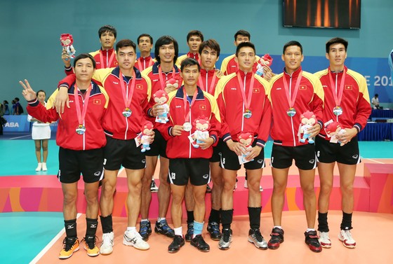 Sẽ sớm chốt lại 2 đội tuyển Bóng chuyền Việt Nam chuẩn bị SEA Games 29 ảnh 1