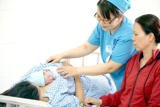 Sinh con theo trào lưu thuận tự nhiên - Đánh cược sinh mạng với tử thần ảnh 1