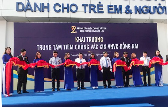 Trung tâm tiêm chủng hiện đại lớn nhất nước đi vào hoạt động tại Đồng Nai ảnh 1