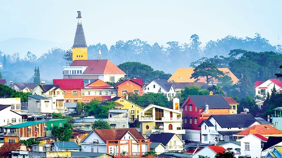 Lung linh Việt Nam ảnh 2
