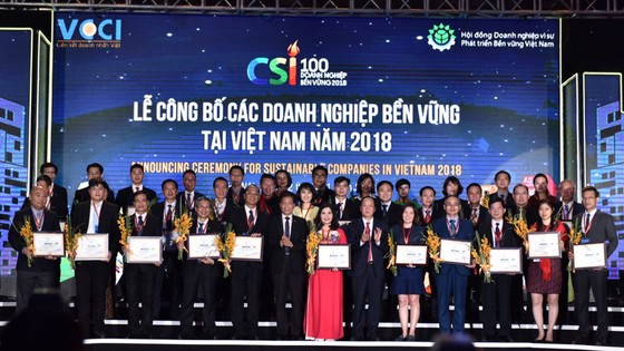 Công ty CP Tập đoàn Xây dựng Hòa Bình nhận giải thưởng Doanh nghiệp Bền vững 2018 ảnh 1