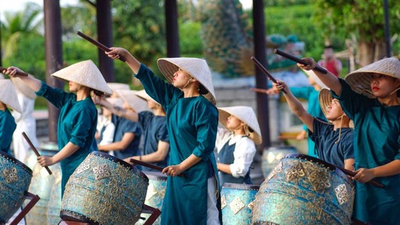 Trẩy hội năm châu – Chơi xuân rước lộc tại xứ sở diệu kỳ Vinpearl Land ảnh 7