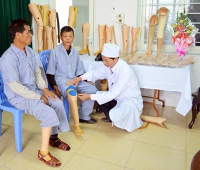 Bình Phước: Nỗ lực phục hồi chức năng cho người khuyết tật ảnh 1