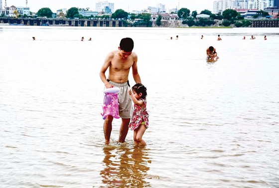 Ẩn họa bãi tắm tự phát ảnh 6