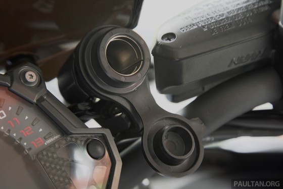 Kawasaki Z900 ABS ban dac biet ra mat tai Malaysia hinh anh 5