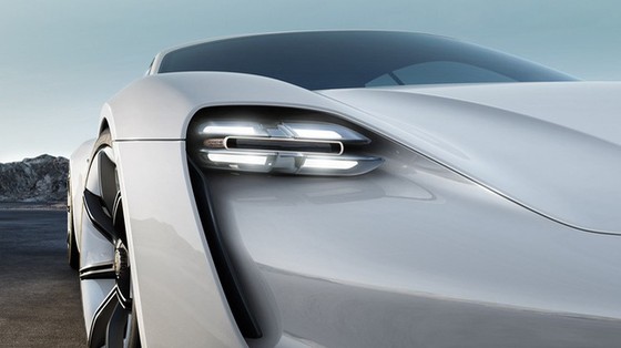 5 siêu xe điện đủ sức “đua” với Tesla Roadster 5 siêu xe điện đủ sức “đua” với Tesla Roadster