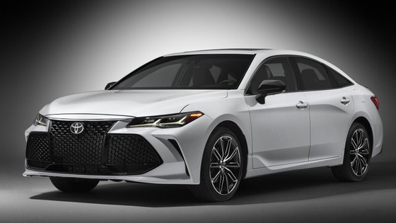 Toyota Avalon 2019 chính thức lộ diện - Ảnh 1. Toyota Avalon 2019 chính thức lộ diện - Ảnh 1.