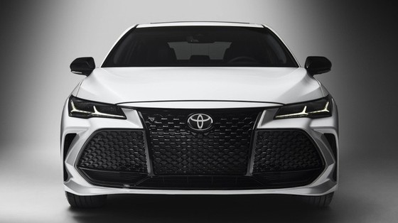 Toyota Avalon 2019 chính thức lộ diện Toyota Avalon 2019 chính thức lộ diện
