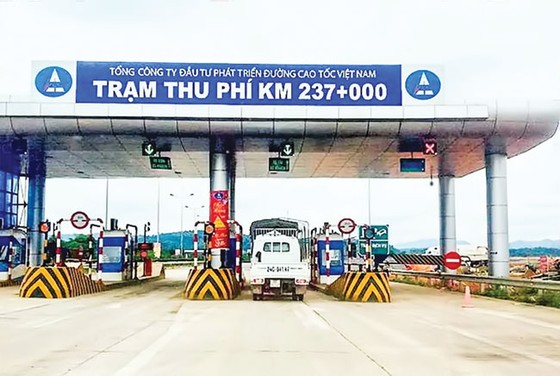 VEC không buông “đất vàng” để hoang ảnh 1