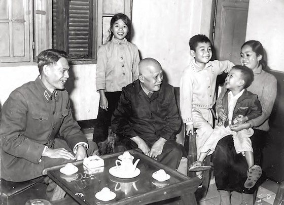 Một cuộc đời vì nước vì dân ảnh 2