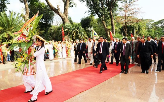 Hàng ngàn người dân nô nức trẩy hội Đống Đa tại Bình Định ảnh 9