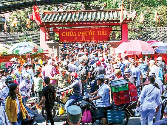 Vãn cảnh chùa Sài Gòn đầu xuân ảnh 2