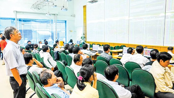 Thị trường chứng khoán tăng, vẫn thua lỗ ảnh 1