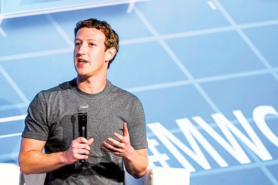 Facebook - Bão tố khó qua sớm ảnh 1