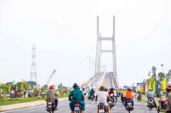 Cây cầu thỏa niềm mơ ước ảnh 1